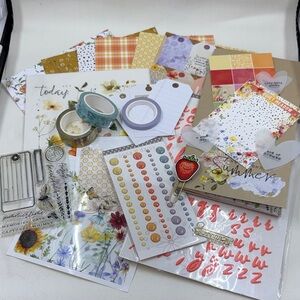 Cocoa Daisy Aug Quiet Meadow Stationary Memory Keeping Kit -*Used